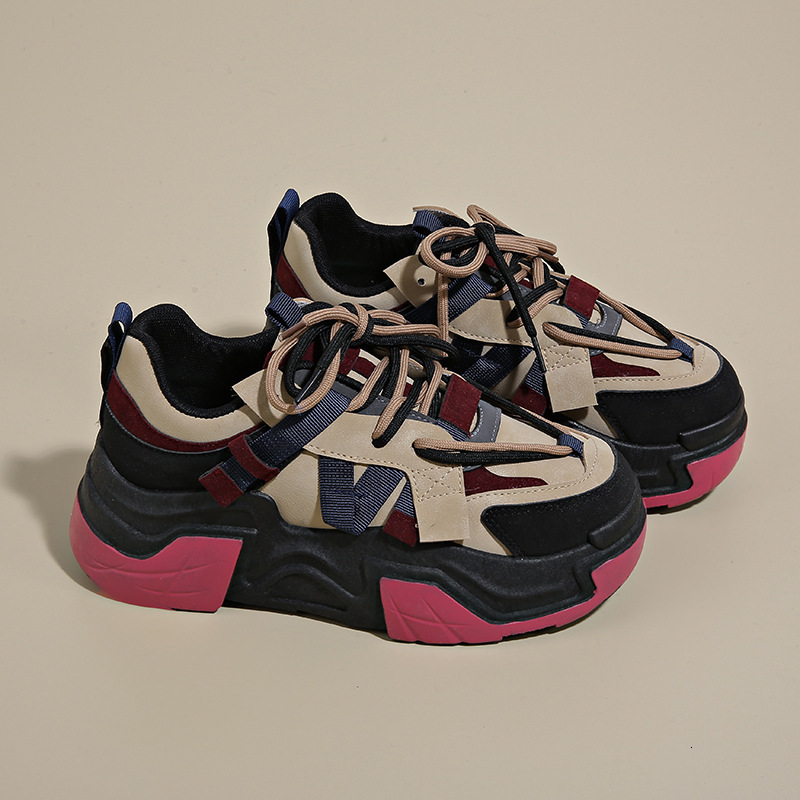 2025 Designer s New Versatile Thick Soled Elevated Dopamine Style Fashion Sports Shoes Soft Soled Casual Women s Shoes