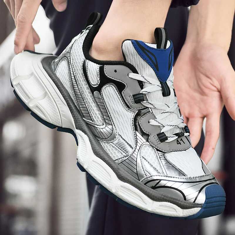 Men Sneakers man casual Mens tenis hot shoes Trainer Race Breathable fashion running Shoes for wen Z250303