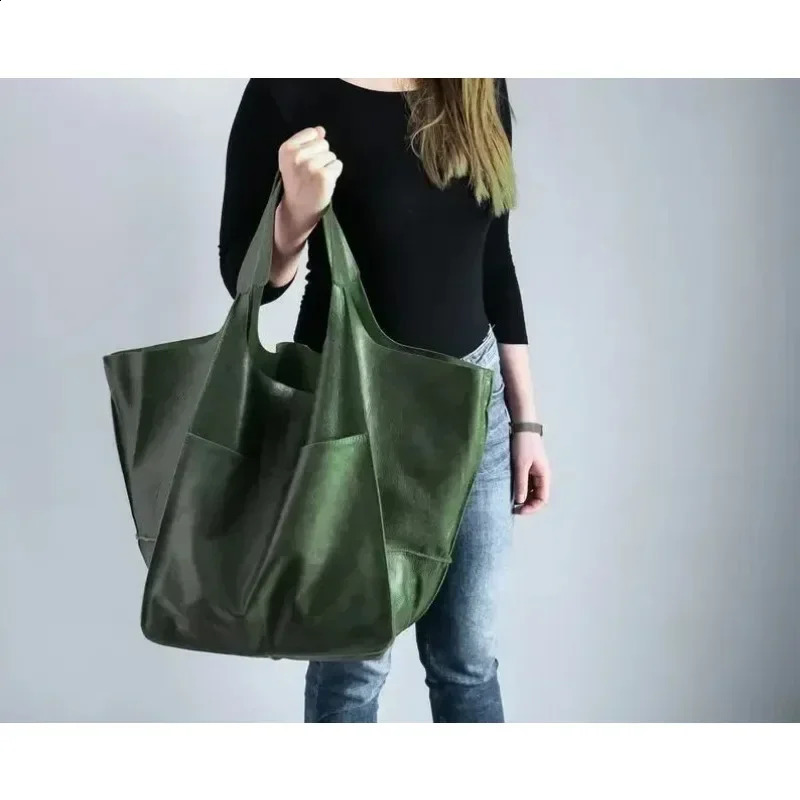 Large Women Handbags Interior Zipper Pockets Shoulder Bags Capaccity Vintage Style Soft Leather Hasp Bucket Bags 250305