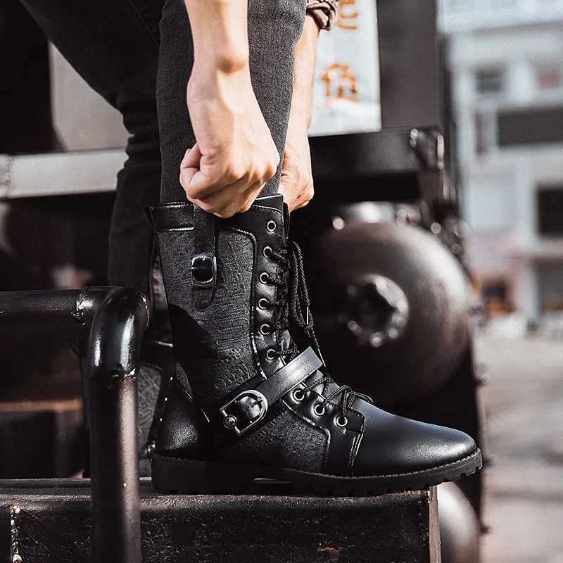 2025 Mens Punk Boots Fashion Street Mens Motorcycle Boots Luxury Buckle Tool Shoes Cowboy Medium High Mens Military Boots Z250303