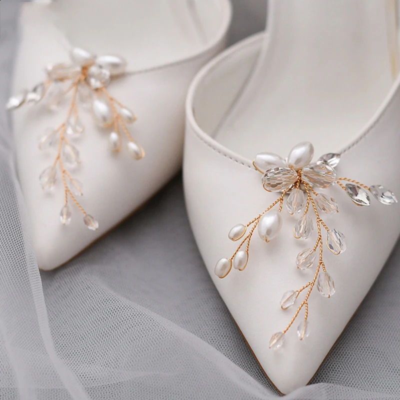 1PC Bag PendantBrooch Crystal Pearls Charm Buckle Handmade Alloy Flower Shoes Clip Removable Wedding Shoes Decoration 250218