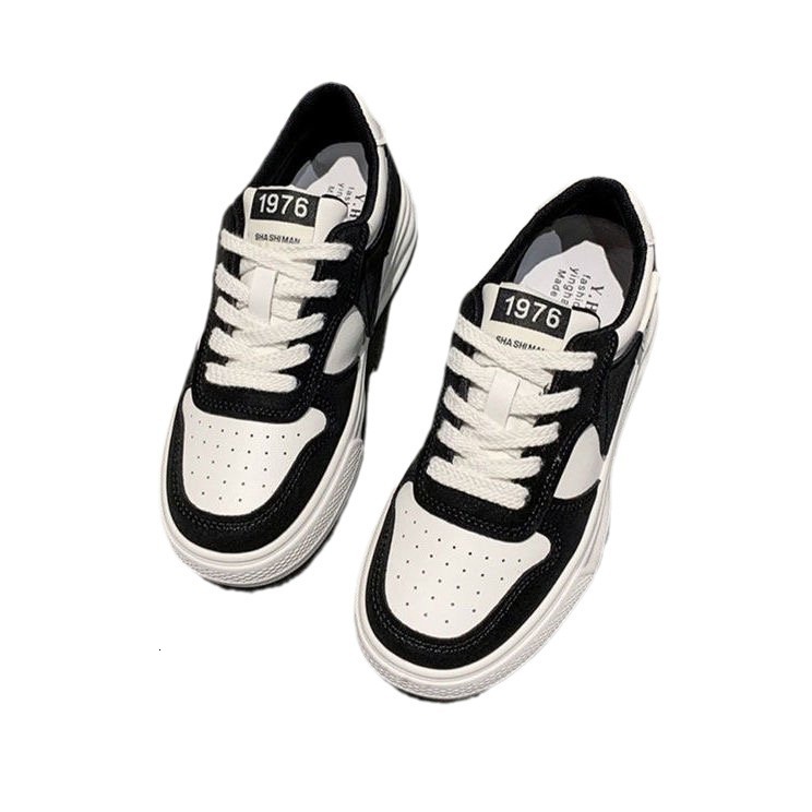 Spring 2025 Designer s New Internet Red Thick Sole High Stitching Leisure Outdoor Sports Multi Functional Training Running Women s Shoes