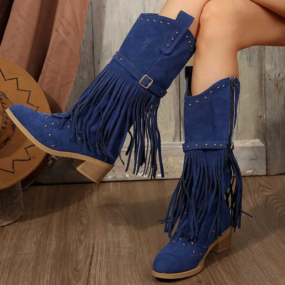 Womens Boots 2024 Autumn/winter Plus Size 43 Knight Boots Tassel New Rivet Belt Buckle Zipper Fashion Luxury Midsole Boots Z250303