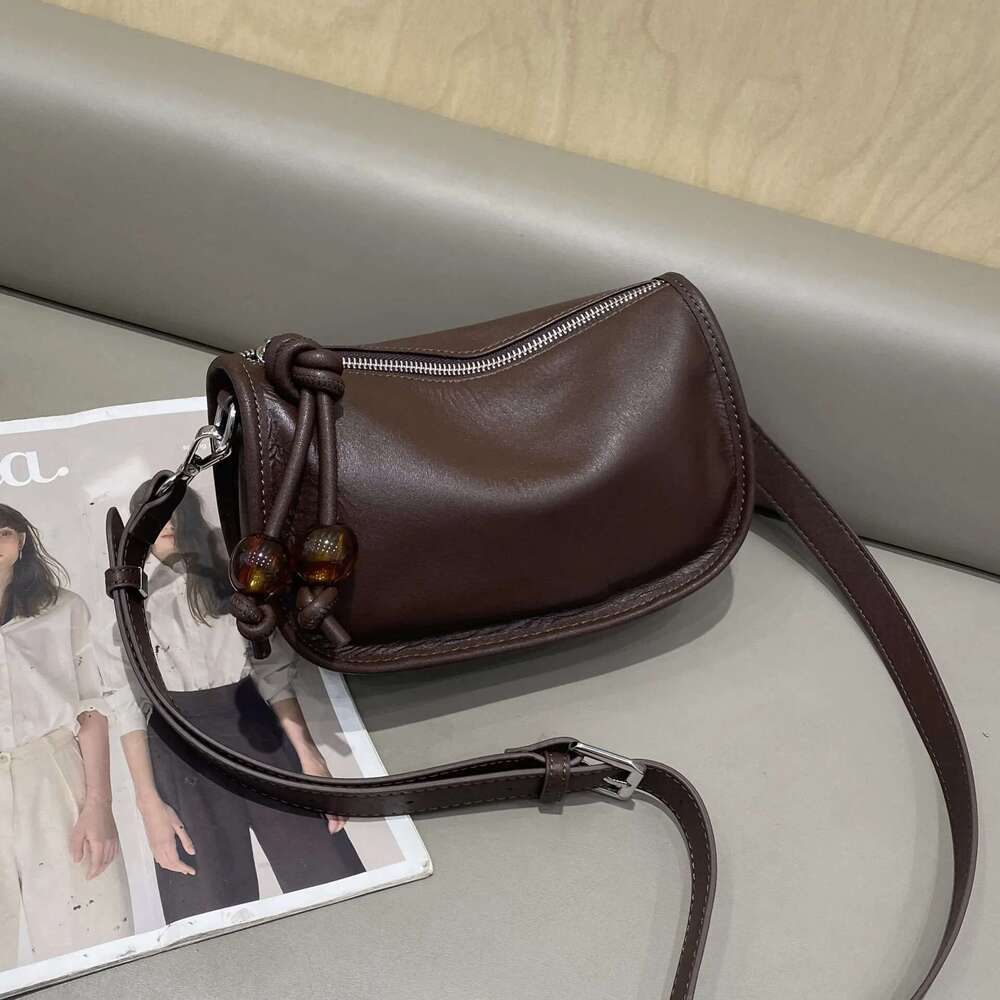 Real Cowhide Leather Versatile Women's Handbag, Shoulder Crossbody Small Bag, Fashionable Ladies' Lightweight Shell Phone Bag