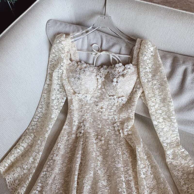 Elegant French Women Square Collar Prom Party Midi Dress New Spring 3D Ral Dias Flare Sleeve Hollow Out Lace Up Clothes