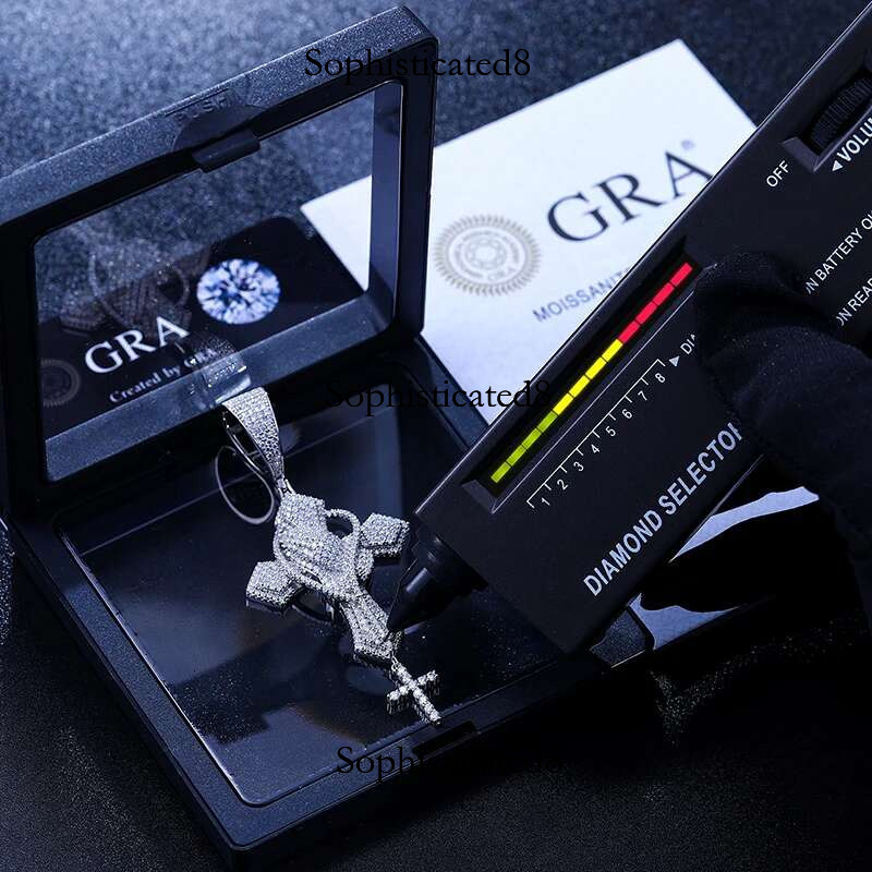 Hip Hop Bg D Color Moissanite Iced Out Praying Hands Cross Necklaces & Pendants For Men Jewelry Sterg Sier Gifts