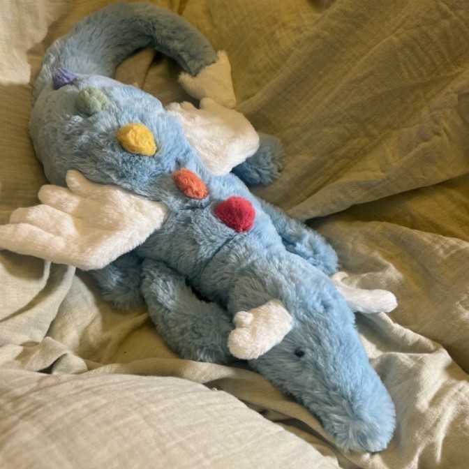 Plush Dolls High version Sky Dragon gives people plush toys as gifts