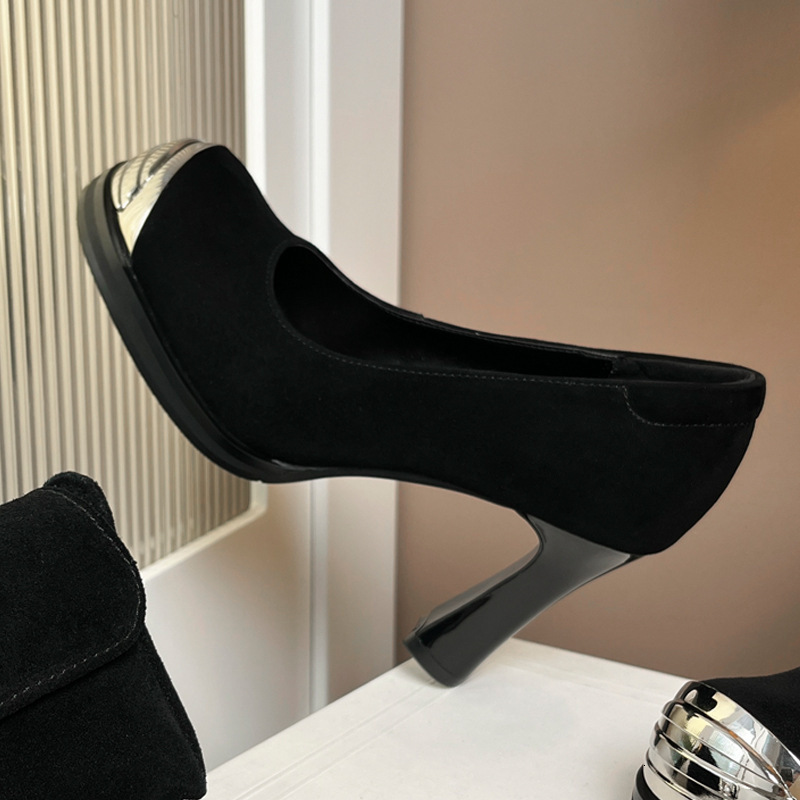 New Style Spicy Girl Temperament Metal Head High Heels Commuting Mary Jane Women's Single Are Not Tired Feet Shallow Mouth Thick Heel Small Leath