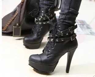 Pumps Super shoes Short Boots Waterproof Platform Rough Boots Knight women Boots Round Head Female dance shoes Z250303