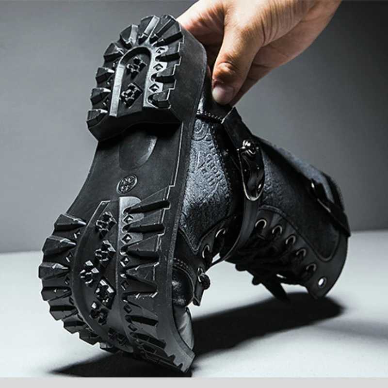 2025 Mens Punk Boots Fashion Street Mens Motorcycle Boots Luxury Buckle Tool Shoes Cowboy Medium High Mens Military Boots Z250303