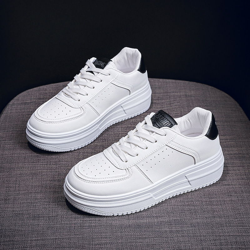 White Shoes 2025 Spring Designer s New Breathable Multi Functional Women s Board Shoes Thick Soled Sports And Leisure Outdoor Shoes