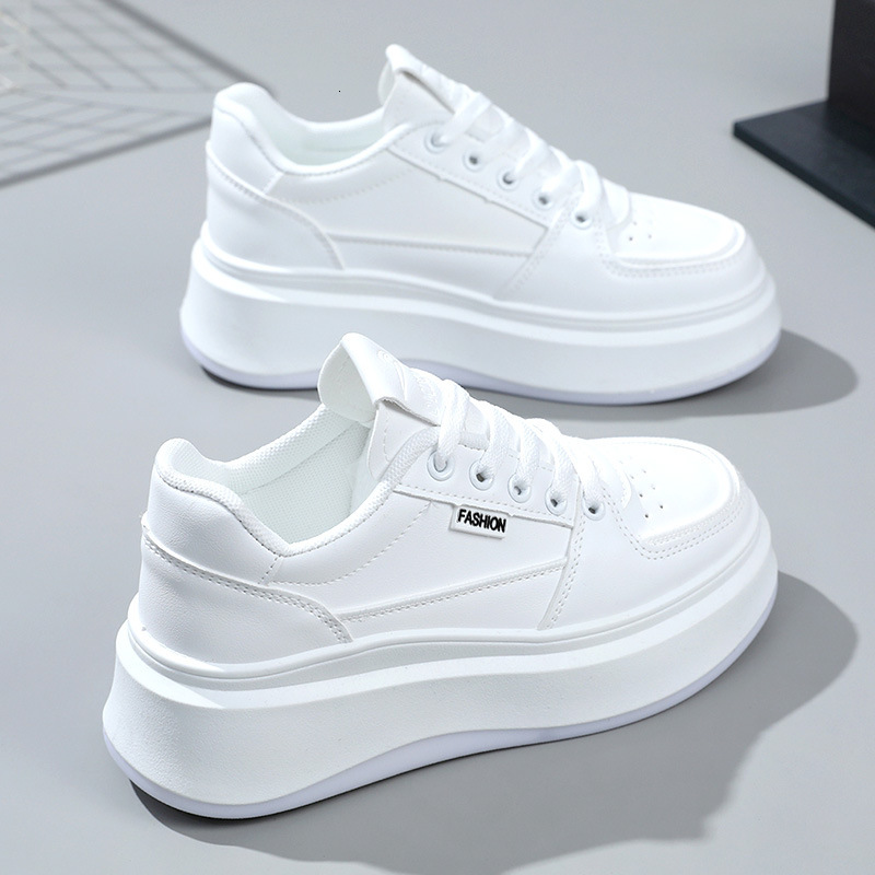 Designer s New White Shoes For Women s Multifunctional Leisure 2025 Spring And Summer Trend Running Adding A Fashionable And Simple Feeling To Outdoor