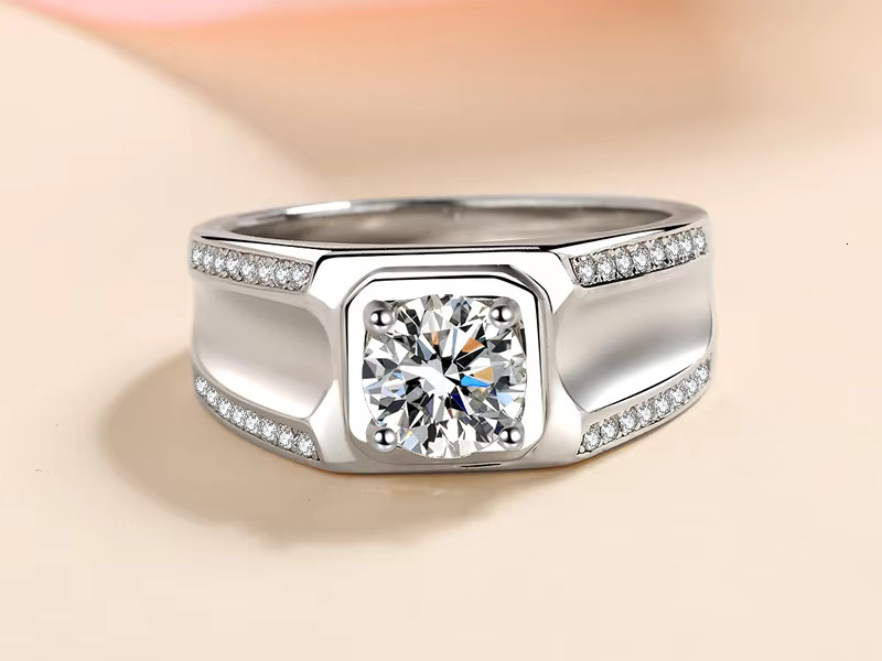 Men's 1ct silica ring with large stamp
