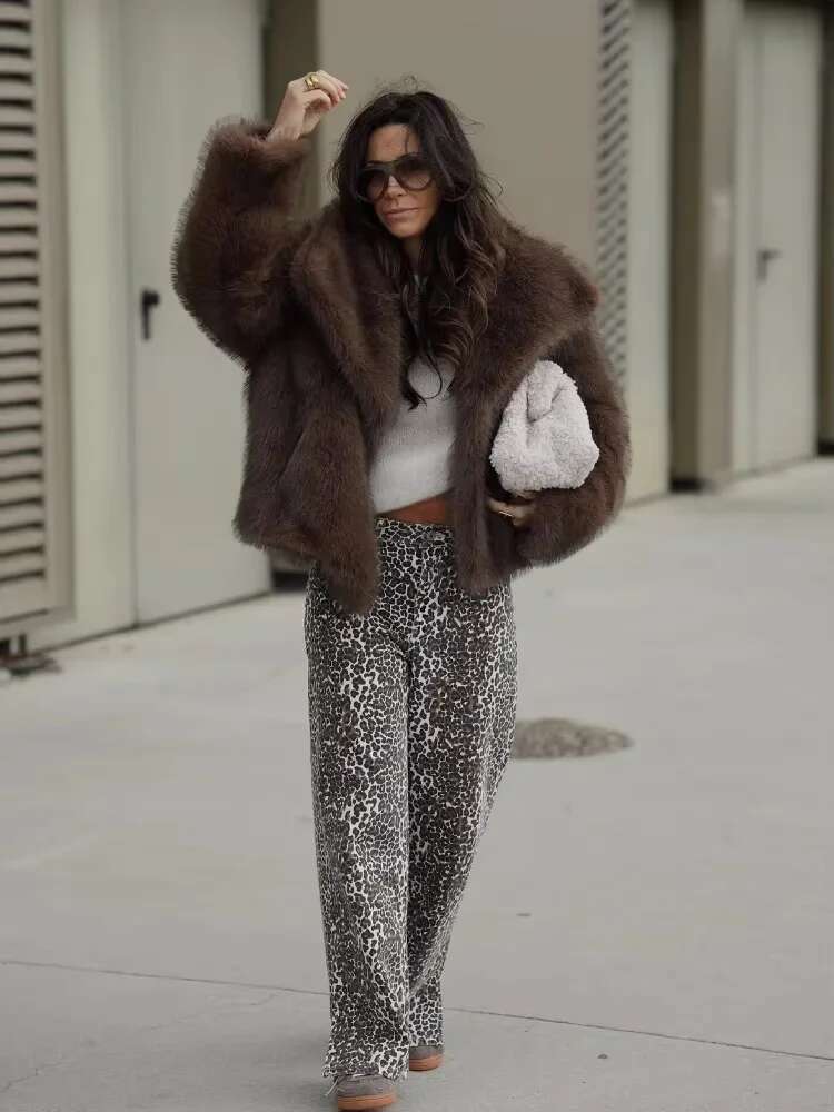 Vintage Brown Fluffy Faux Fur Jacket Women Elegant Soft Lapel Full Sleeves Short Coats Autumn Winter Lady Street Outwears