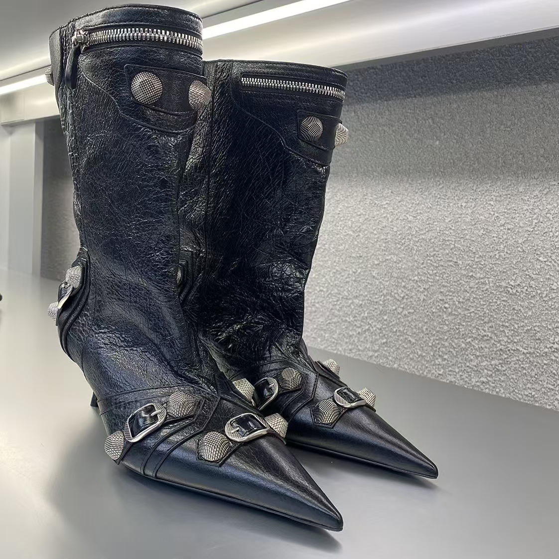 Women's Shoes With Pointed Toes, Slim High Heels, One Foot Pedaling, Straight Tube, Rivets, Needle Buckles, Plus Size, Medium Boots, Women's