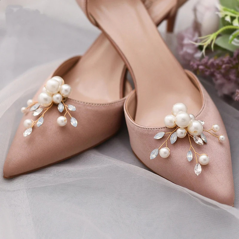 1PC Bag PendantBrooch Crystal Pearls Charm Buckle Handmade Alloy Flower Shoes Clip Removable Wedding Shoes Decoration 250218