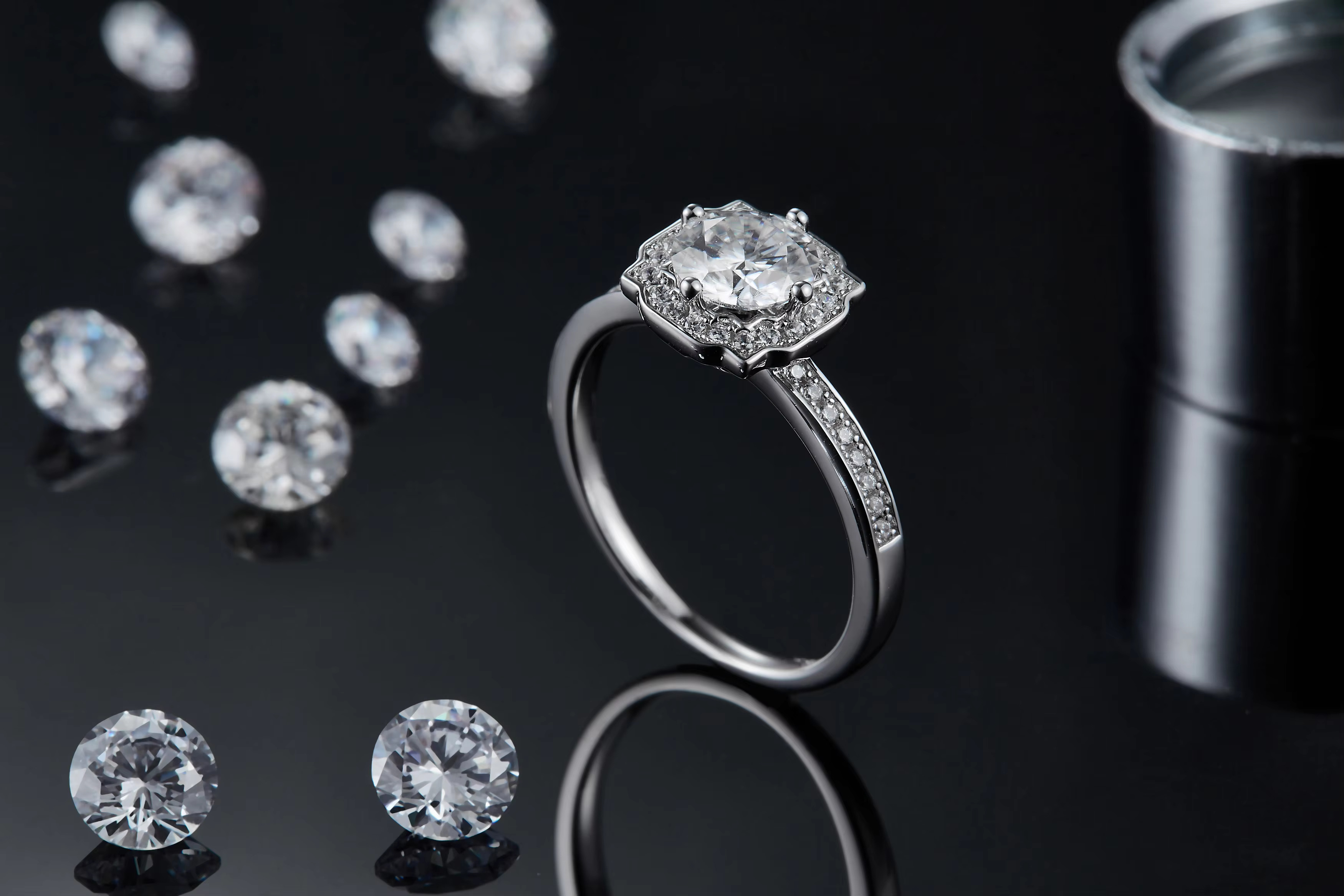 Engagement Rings with Moissanite 1ct 6.5mm High Quality in Stock Sterg Sier Jewelry Gold Ring for Women