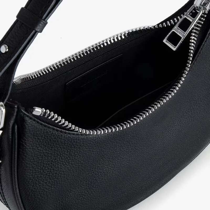 2025 New Women Fashion Shoulder High Quality PU Leather Underarm Retro Lightweight Simple Ladies Crescent Bag