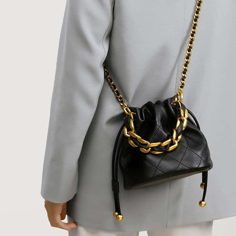 Genuine Leather Quilted Bucket Fashionable Chain Crossbody Bag Women's Argyle Embroidered Drawstring Wallet