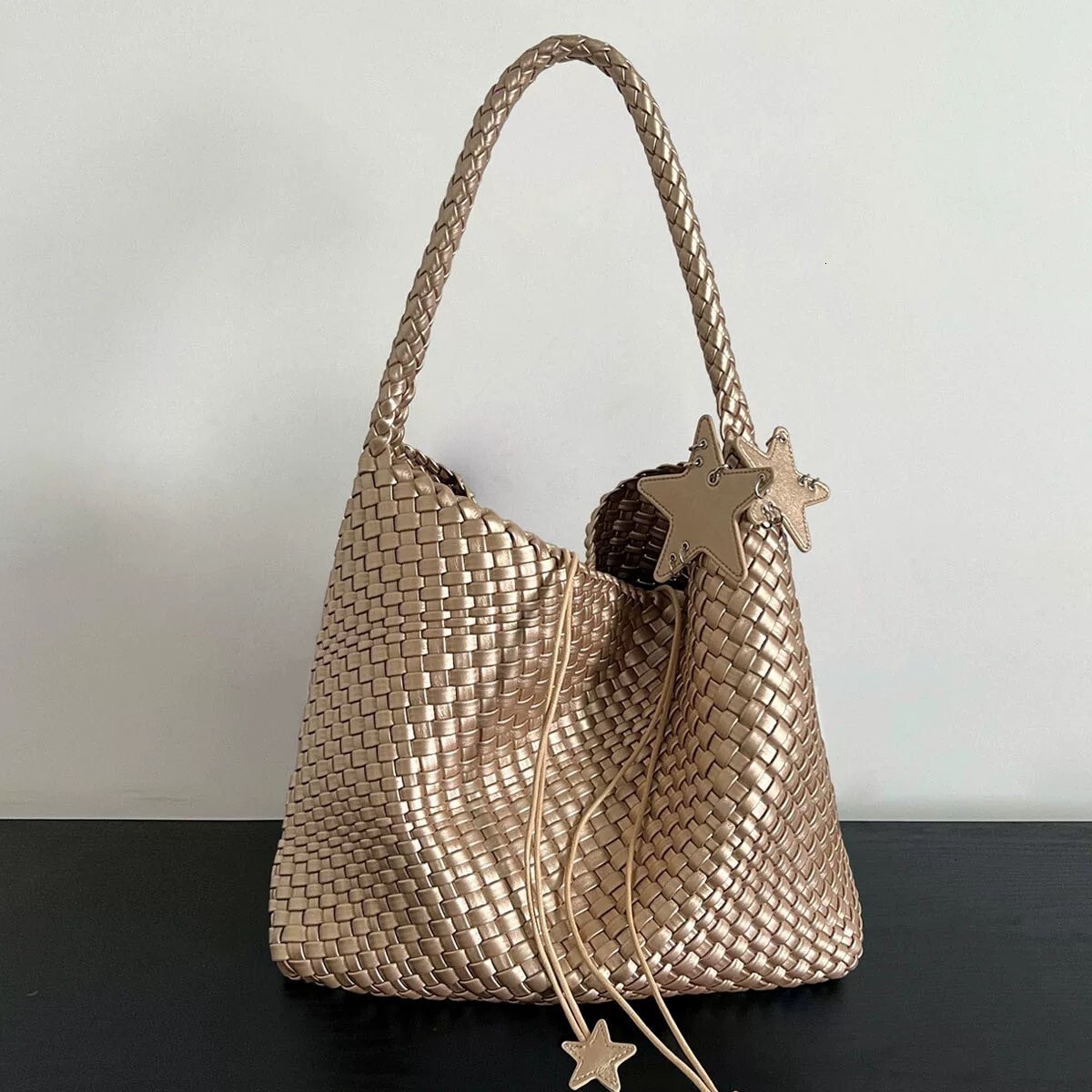 Designer Gun, Gun, Same Style, Niche, High-End, Handmade Woven Large Capacity Commuting Tote Bag, Fashionable And Casual Hand-Held Shoulder Bag