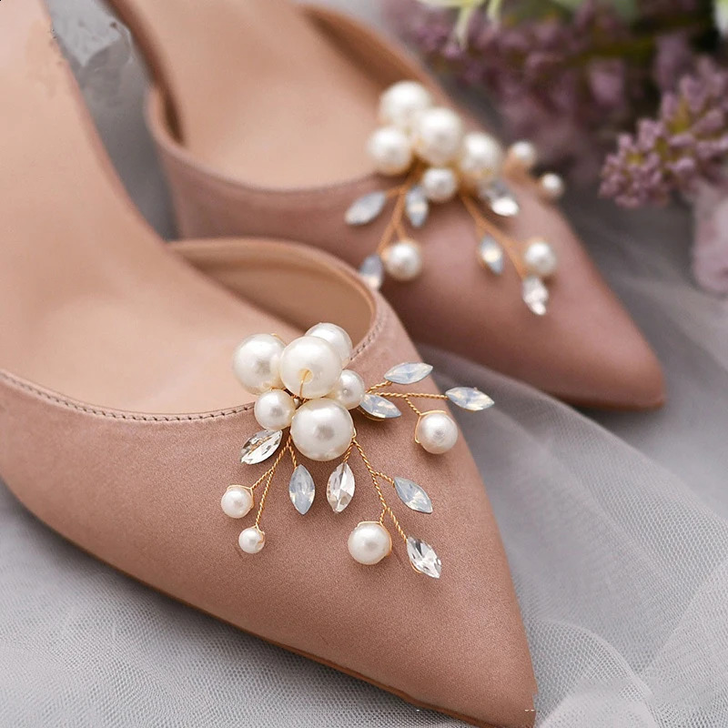 1PC Bag PendantBrooch Crystal Pearls Charm Buckle Handmade Alloy Flower Shoes Clip Removable Wedding Shoes Decoration 250218