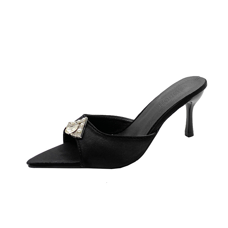 2025 Summer Pointed Toe Open Toe Rhinestone High-heeled Sandals, Designer Fashion Trend, Paired With Thin Pink High-heeled Shoes