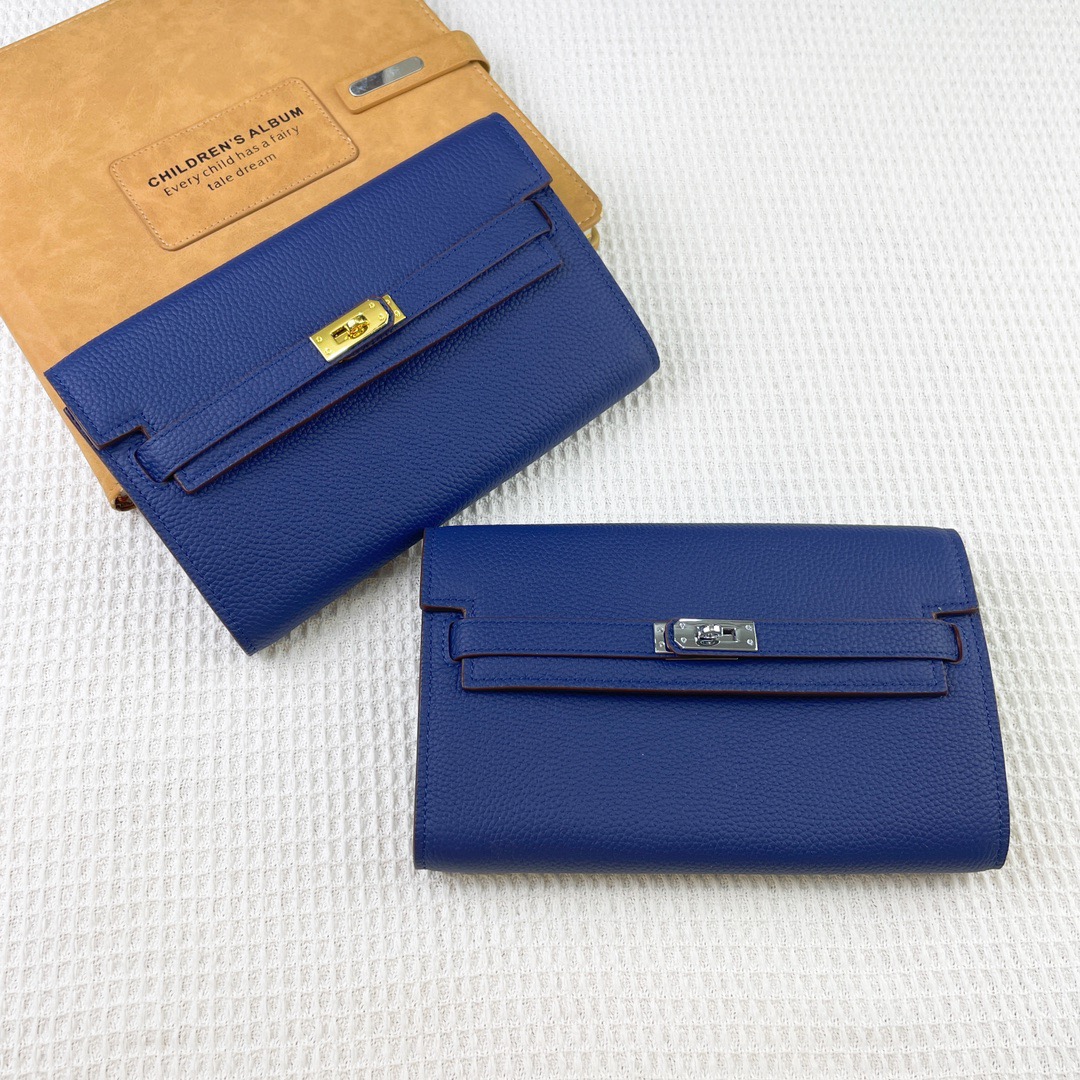 Womens elegant wallet can be worn cross-body wallet leather small gold or silver flap bag luxury clutch wallet designer wallet
