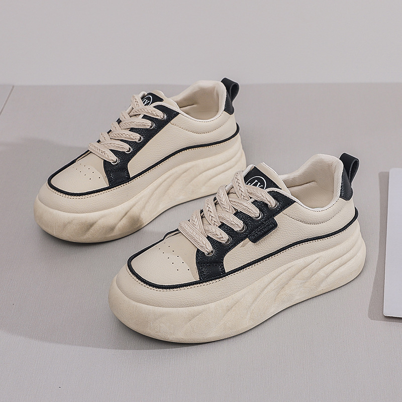 2025 Spring summer Designer s New White Shoes For Women s Outdoor Leisure Thick Soled Height Increasing Sports Board Casual Shoes