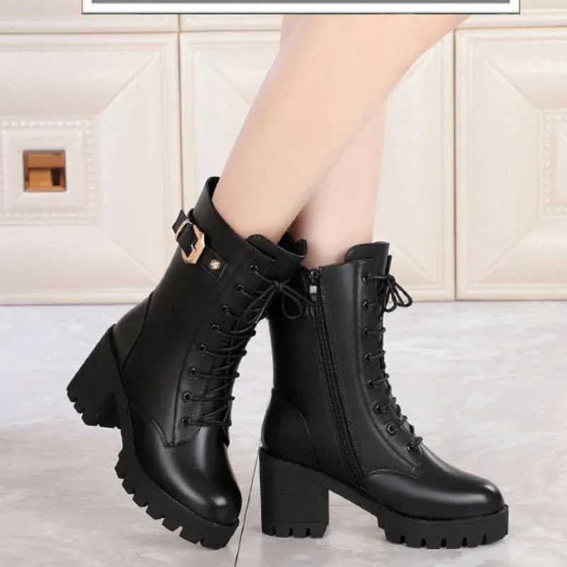 Luxury Womens Boots Winter Warm Women Snow Boots Fashion High Quality High Heels Comfort Platform Women Short Boots Womens Boots Z250303