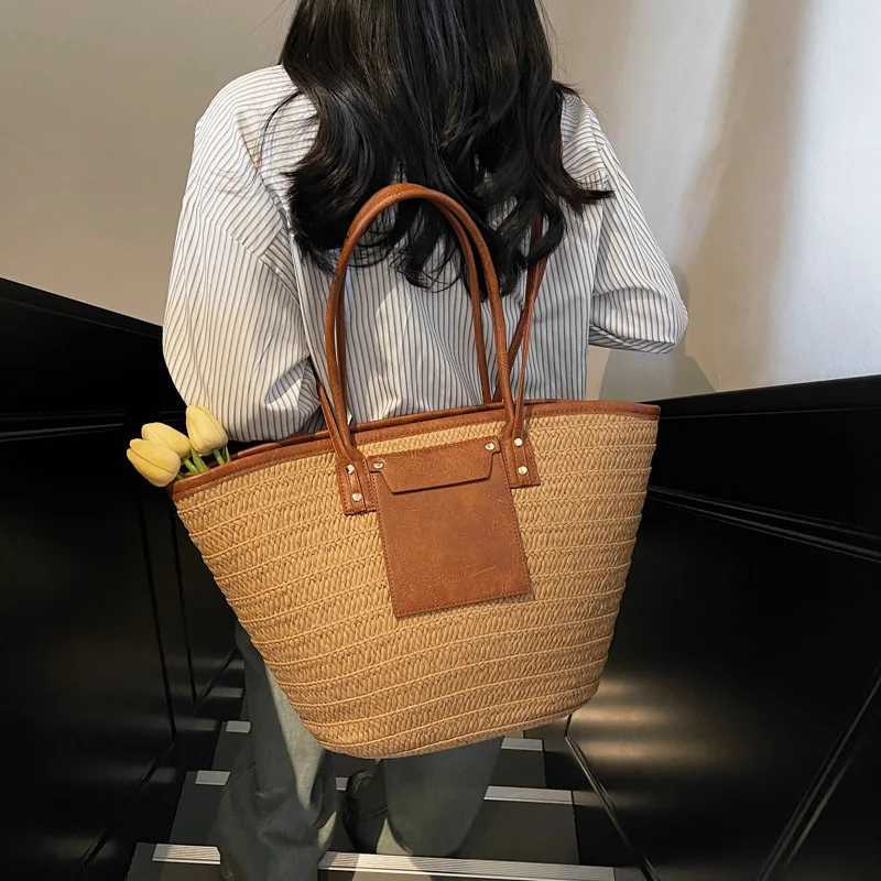 Brand Designer Str Patchwork Womens Shoulder Bag Retro Large Capacity Bucket Handbag Beach Bag for Summer Holiday Y250303