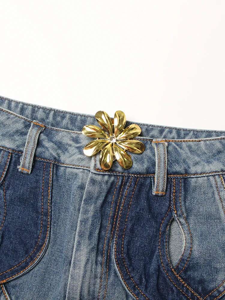 TWOTWINSTYLE Hollow Out Chic Jeans For Women High Waist Patchwork Ral Temperament Vintage Jean Female Fashion Style Clothing