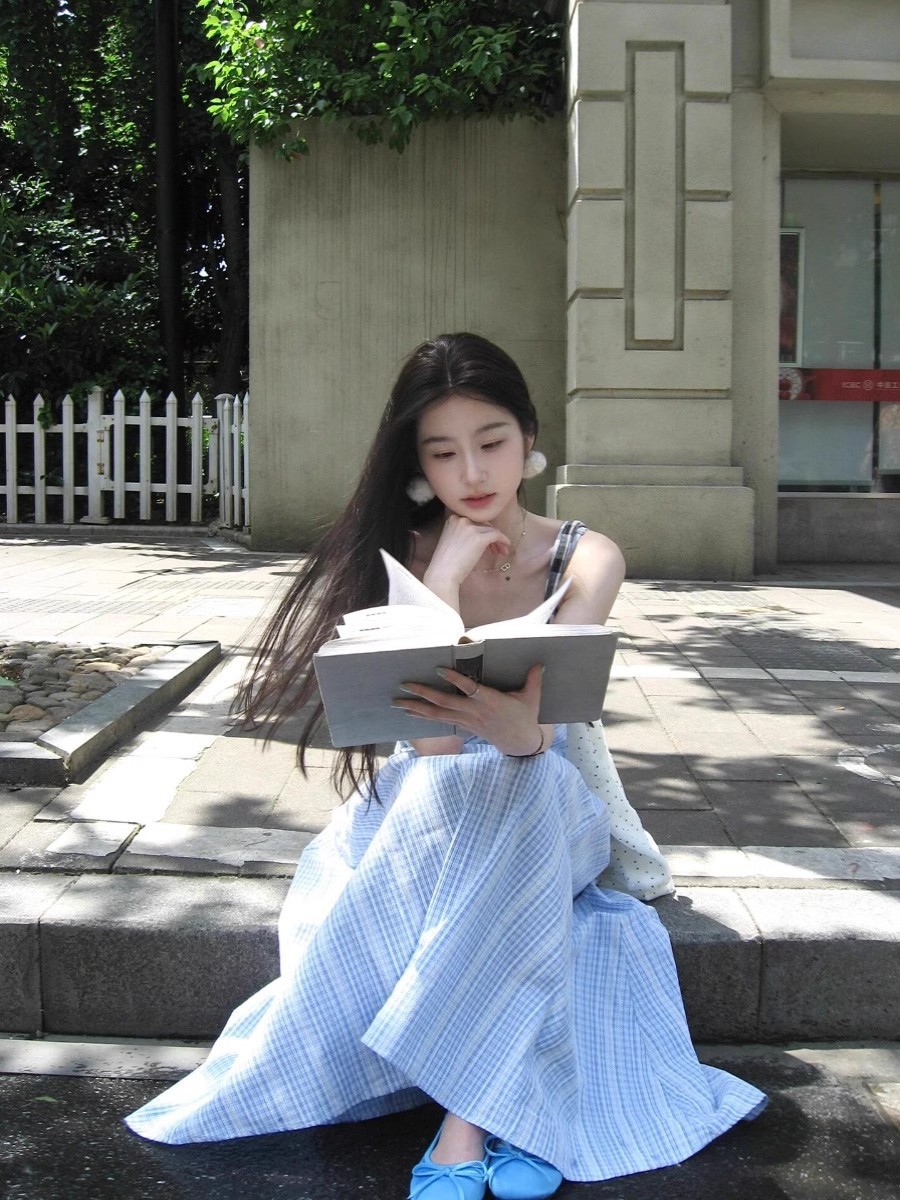 G233 Blue plaid tube top suspender dress female summer French high-end waist niche slim long skirt