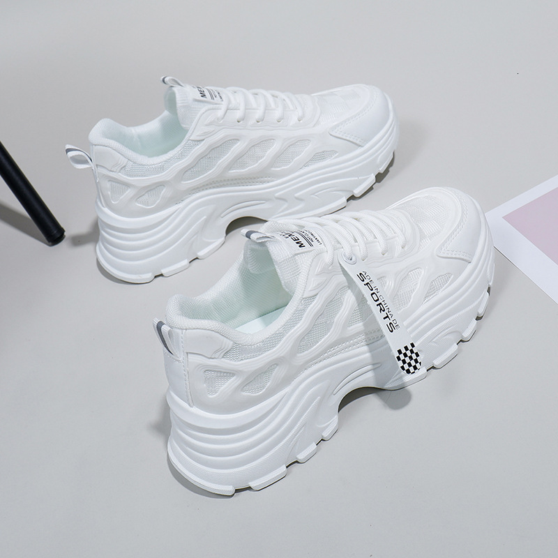 Grid Fashion White Shoes Designer s New Low Top 2025 Spring summer Edition Breathable Thick Bottom Height Increasing Casual Outdoor Women s Sports Sho