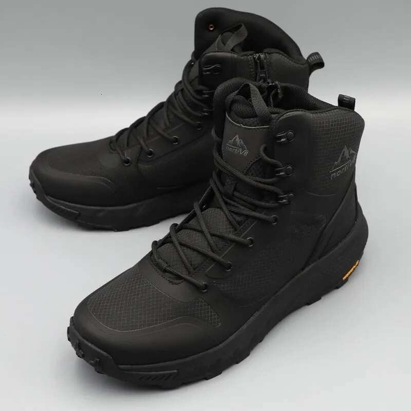 Classic Brand Men Outdoor Hiking Top Quality Mid-Top Man Mountain Climbing Shoe Designer Walking Trainers Sneakers Boots