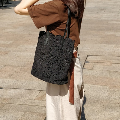 2025 new Korean version Sen series lace shoulder handbag women's shopping large capacity bucket bag women
