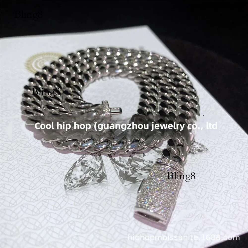 New Hip Hop Style Men's Non-Embroidered Moissanite Cuban k Pendant Titanium Steel Necklace Fashionable Accessory