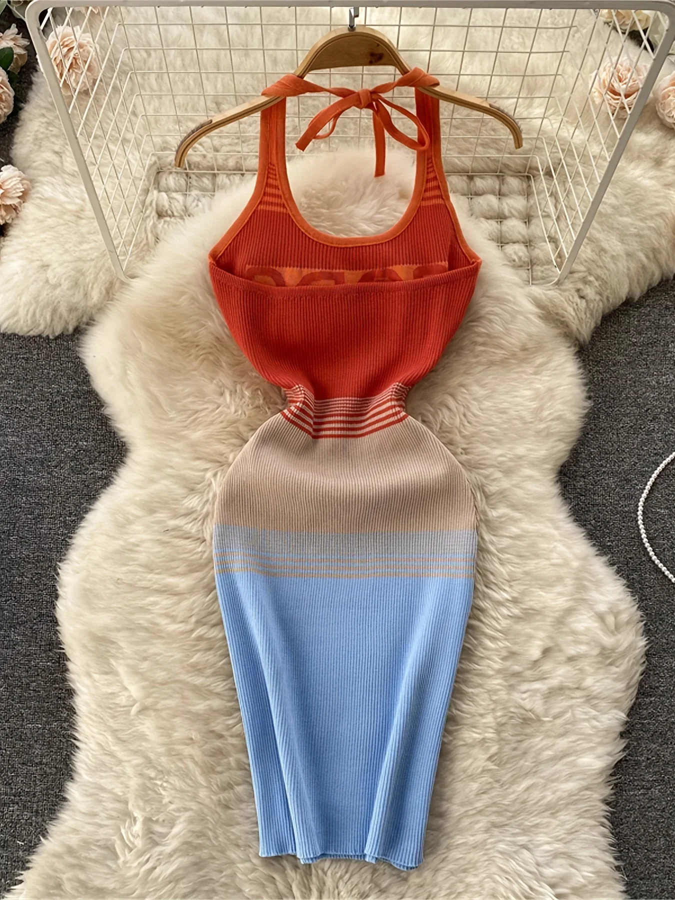 2024 Womens Colorful Cube Strap Dress Sexy No Back SpringSummer Short Skirt 250227Z