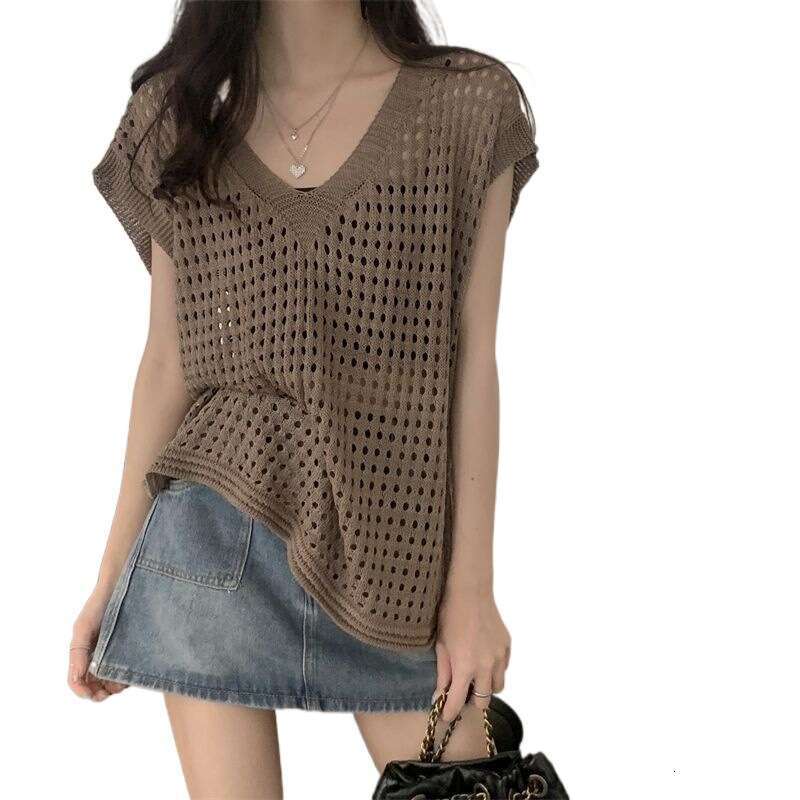 Korean Hollow Out T-shirt V-neck knit Tank Sweet Solid Casual Vest Top Woman Simple See-through Summer New In Clothing Vintage