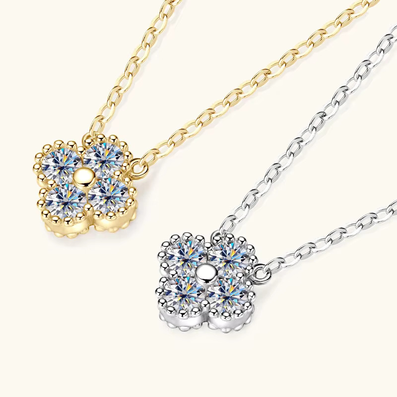 High Quality Sterg Sier VVS D Mossanite Jewelry Round 3mm 0.10ct Moissanite Four-leaf Clover Pendant Necklace for Women