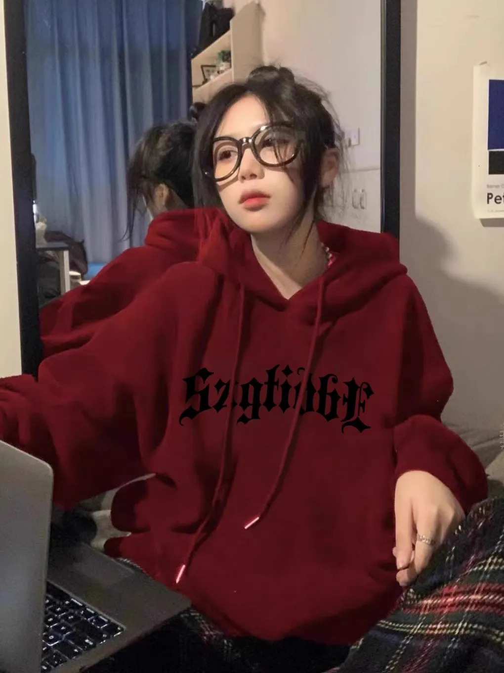 Burgundy Heavyweight Sweatshirt for Women Spring Fall Thin Hooded Loose Niche n LongSleeved 2024 Jacket Trend 250303Z