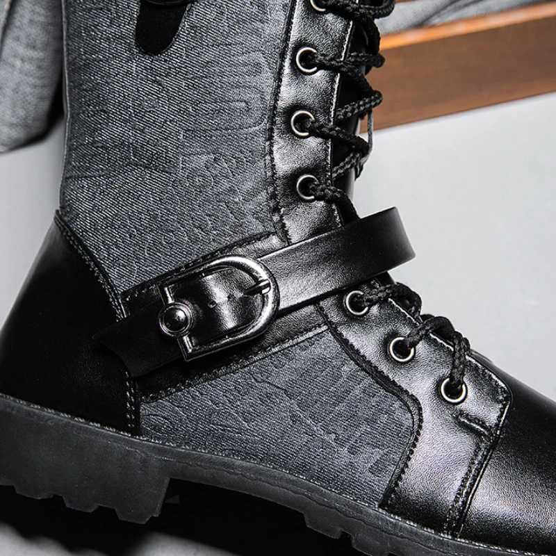 2025 Mens Punk Boots Fashion Street Mens Motorcycle Boots Luxury Buckle Tool Shoes Cowboy Medium High Mens Military Boots Z250303