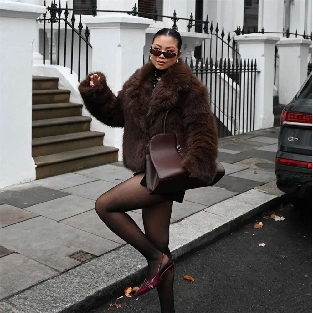 Fashion Girls Brown Fluffy Short Faux Fox Jacket Women Winter 2024 Hot Brand Thick Warm Eco Fur Coat Female