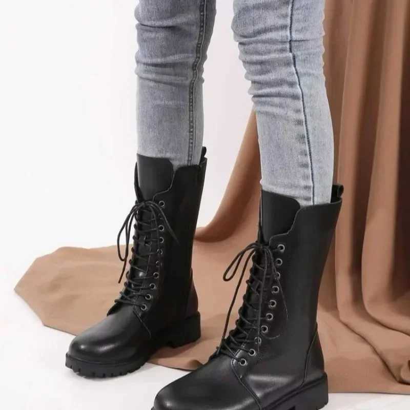 Womens Designer Knight Boots Autumn Winter Fashion Lace Side Zipper Ankle Boots Womens Platform Shoes Bota De Vaqueiro Z250303