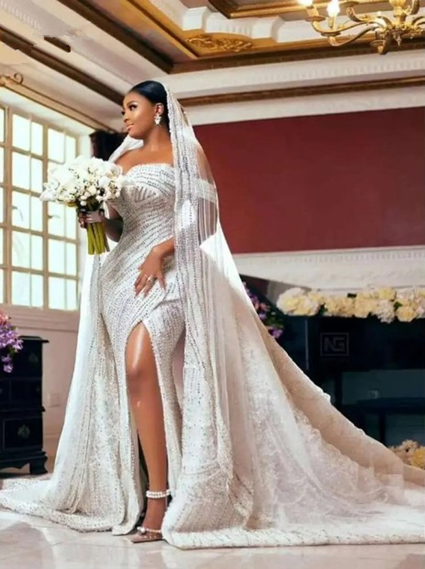 Off The Shoulder Wedding Sheath Side Slit Customized Women Bridal Gown Beading Pearls Bride Dress no Veil Court Train