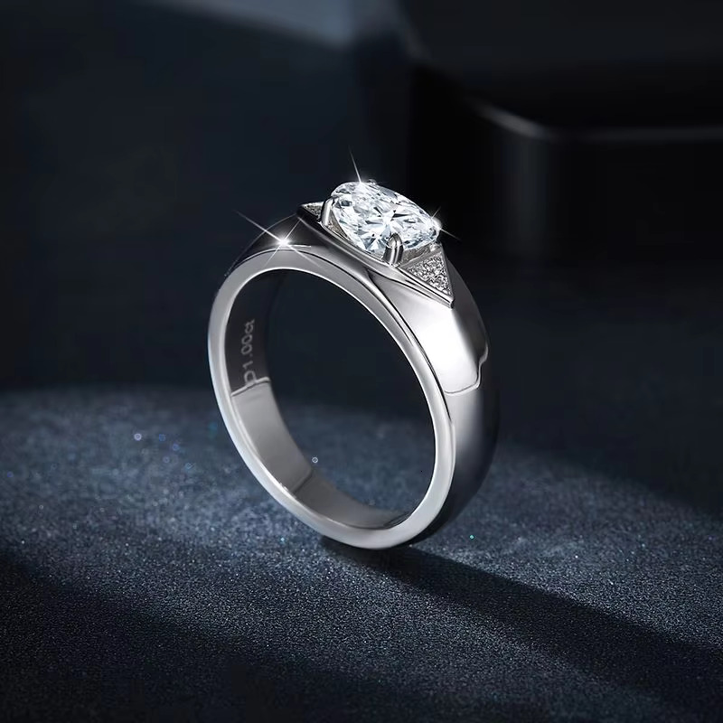 1 Moissanite men's ring - the perfect gift for daily wear, parties, weddings, and anniversaries, with quality assurance