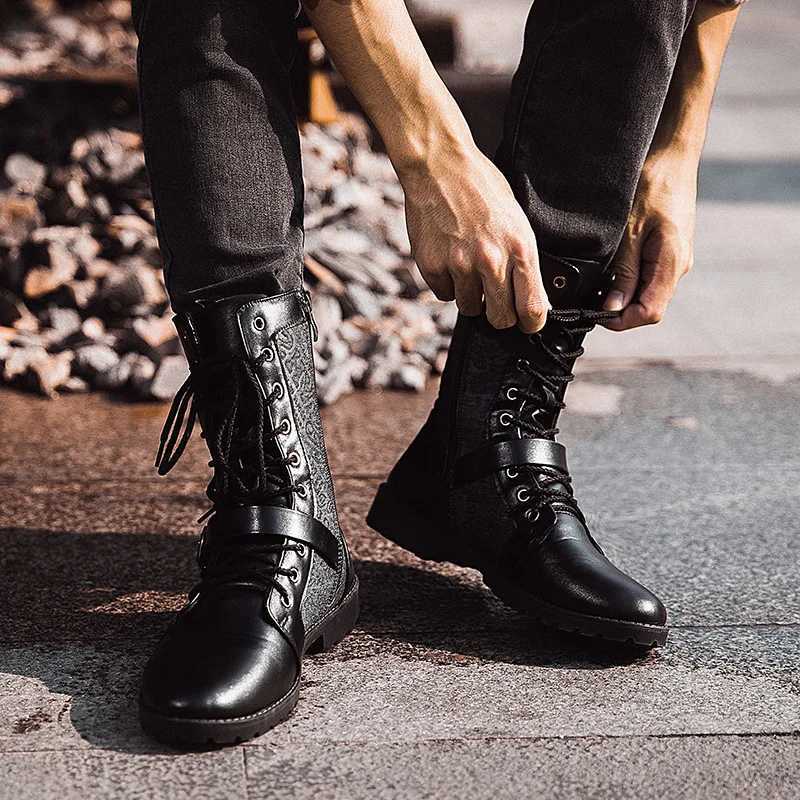 2025 Mens Punk Boots Fashion Street Mens Motorcycle Boots Luxury Buckle Tool Shoes Cowboy Medium High Mens Military Boots Z250303
