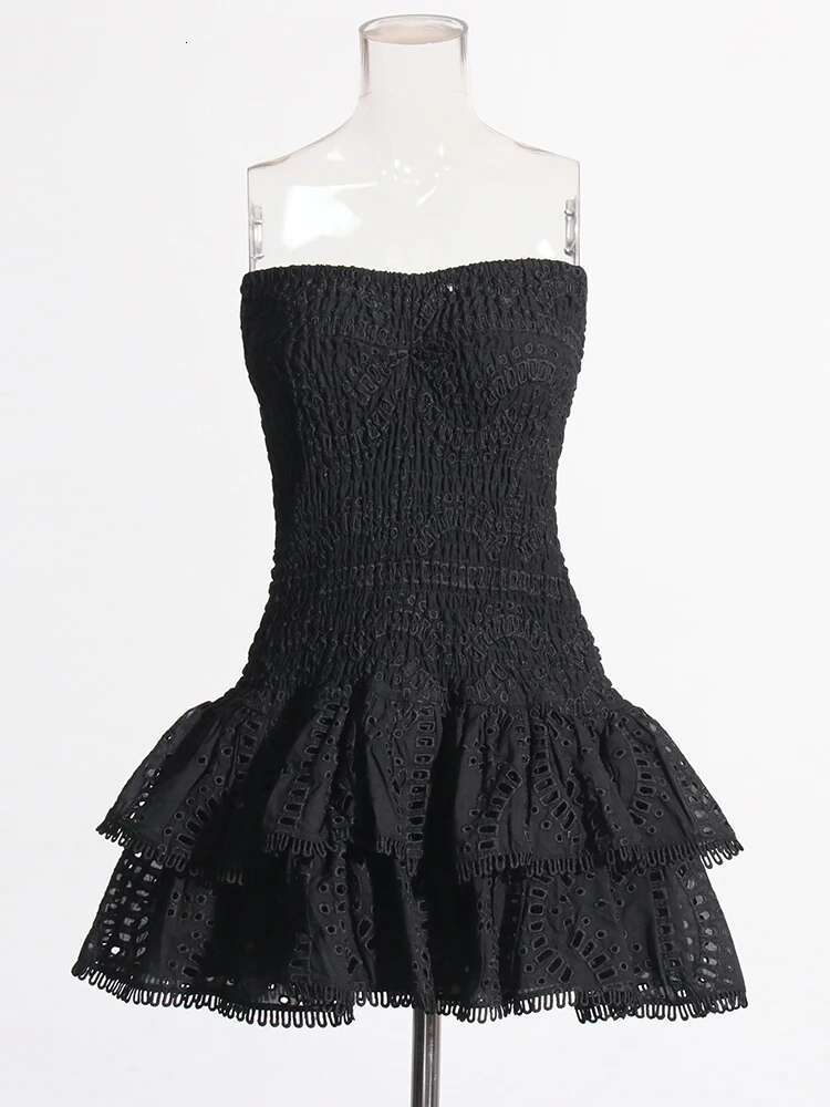 TWOTWINSTYLE Designer Mini A E Dresses Strapless Sleeveless High Waist Spliced Ruffles Hem Elegant Slimming Dress Female New