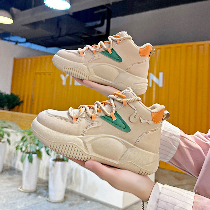 White Women s New Designer Outdoor Running Shoes Multifunctional Training Youth Academy Training Thick Soled Sports High Top Shoes