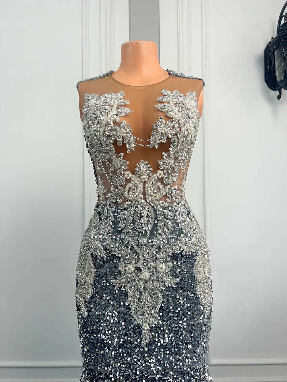 Gorgeous Long Mermaid Dresses 2025 Sexy Sheer Mesh 3D Lace Beaded Sparkly Sier Sequin Black Girls Prom Gowns