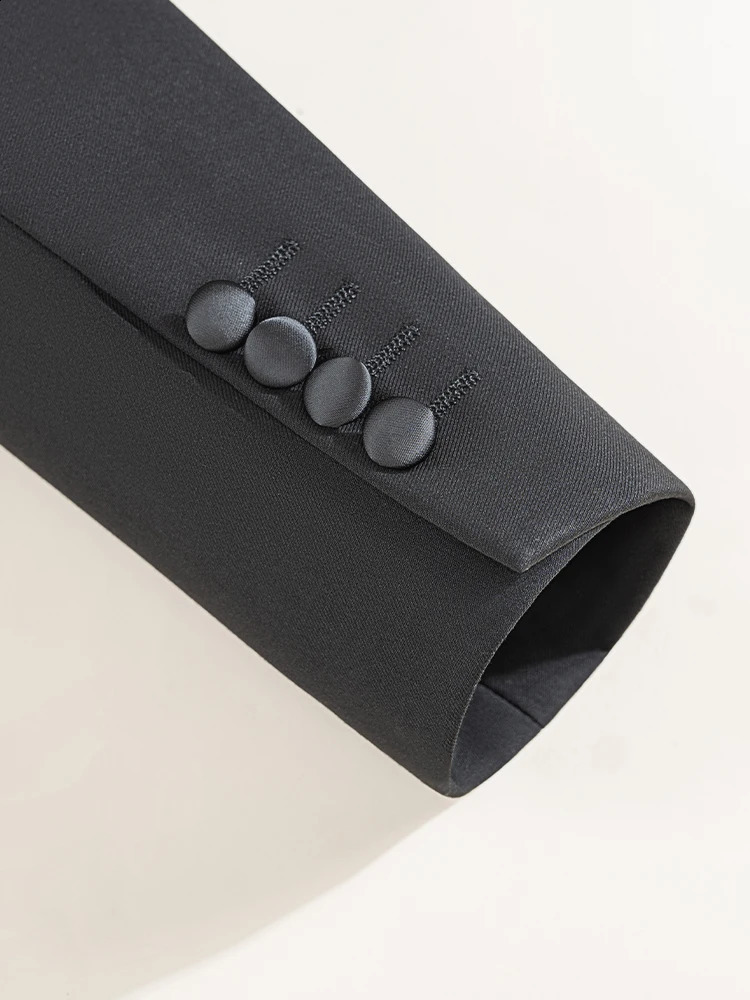 ST Cassy Mens suit black collar formal wedding dress threepiece orthodox vest pants 250224